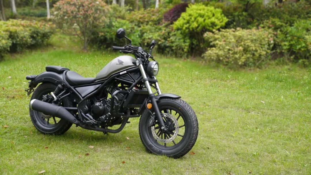 几款适合新车练手入门的摩托机车,新手机车摩托如何选择