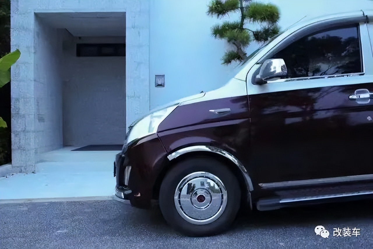 五菱荣光v七座变四座,五菱荣光v新款五座