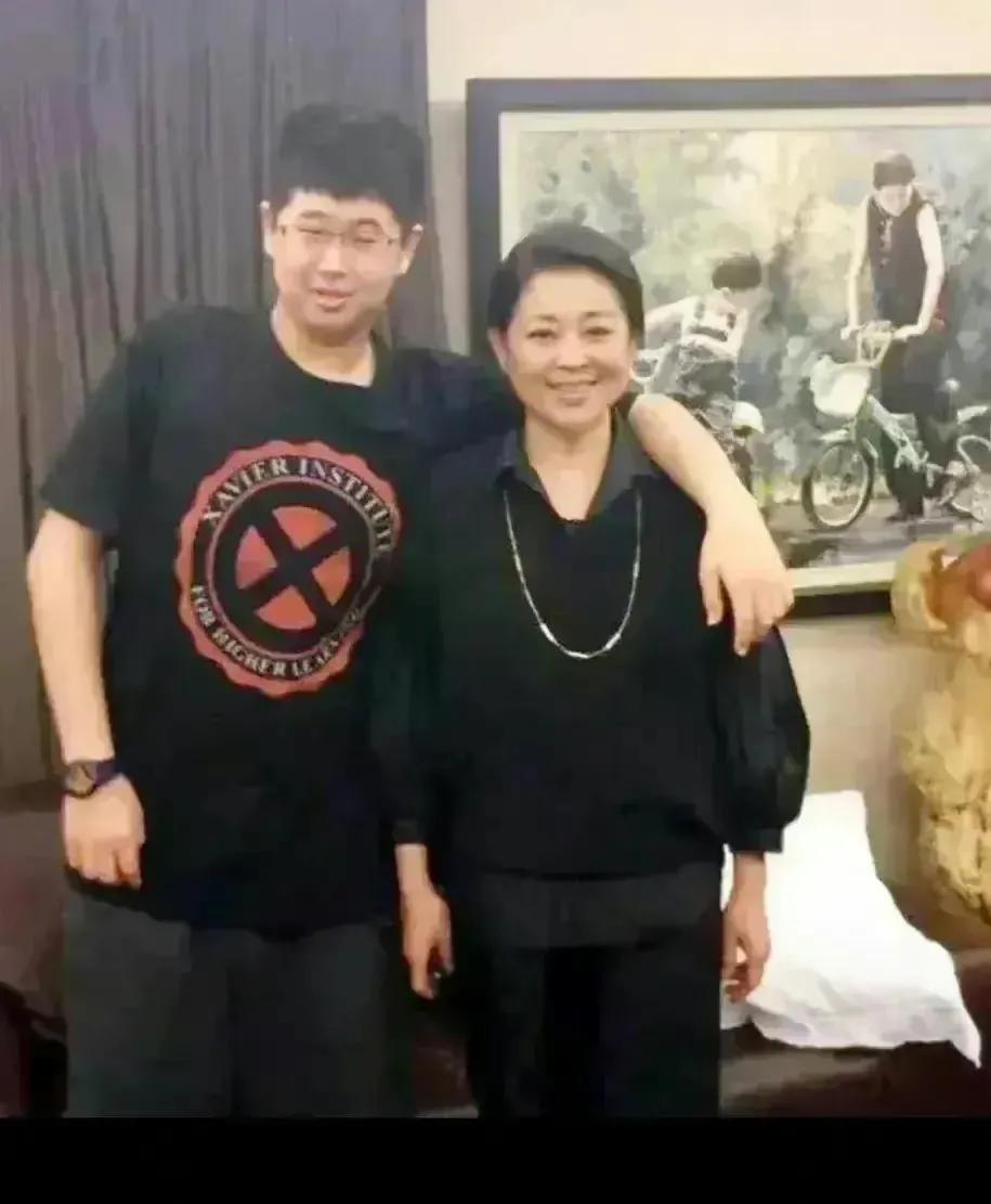 年轻貌美一枝花,年轻时一枝花