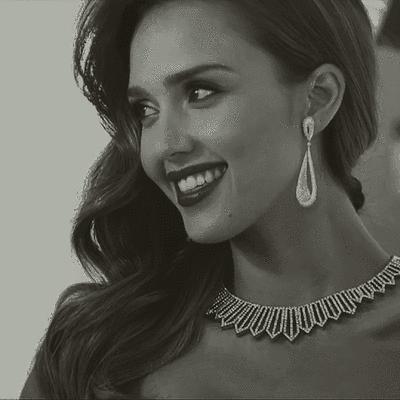 杰西卡阿尔芭全家福,杰西卡阿尔芭三胎照片