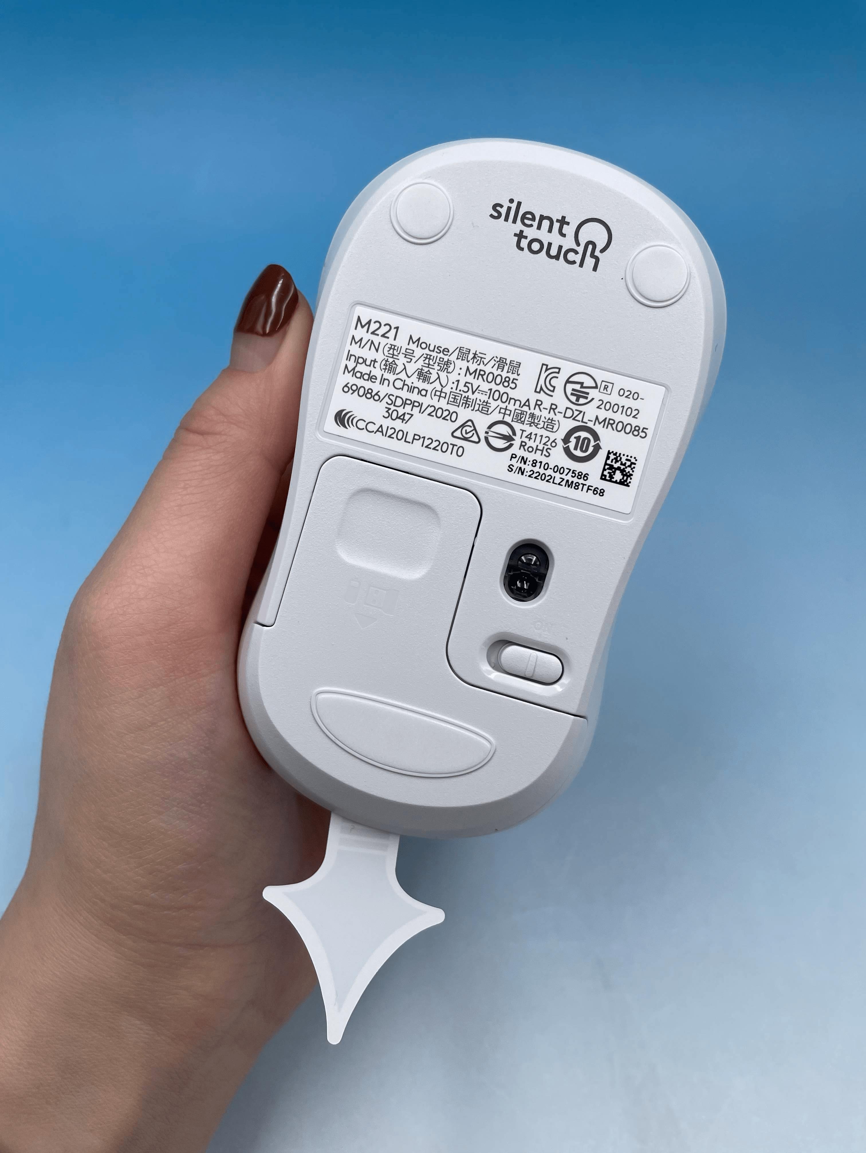 罗技鼠标m221评测,罗技鼠标m221怎么连蓝牙