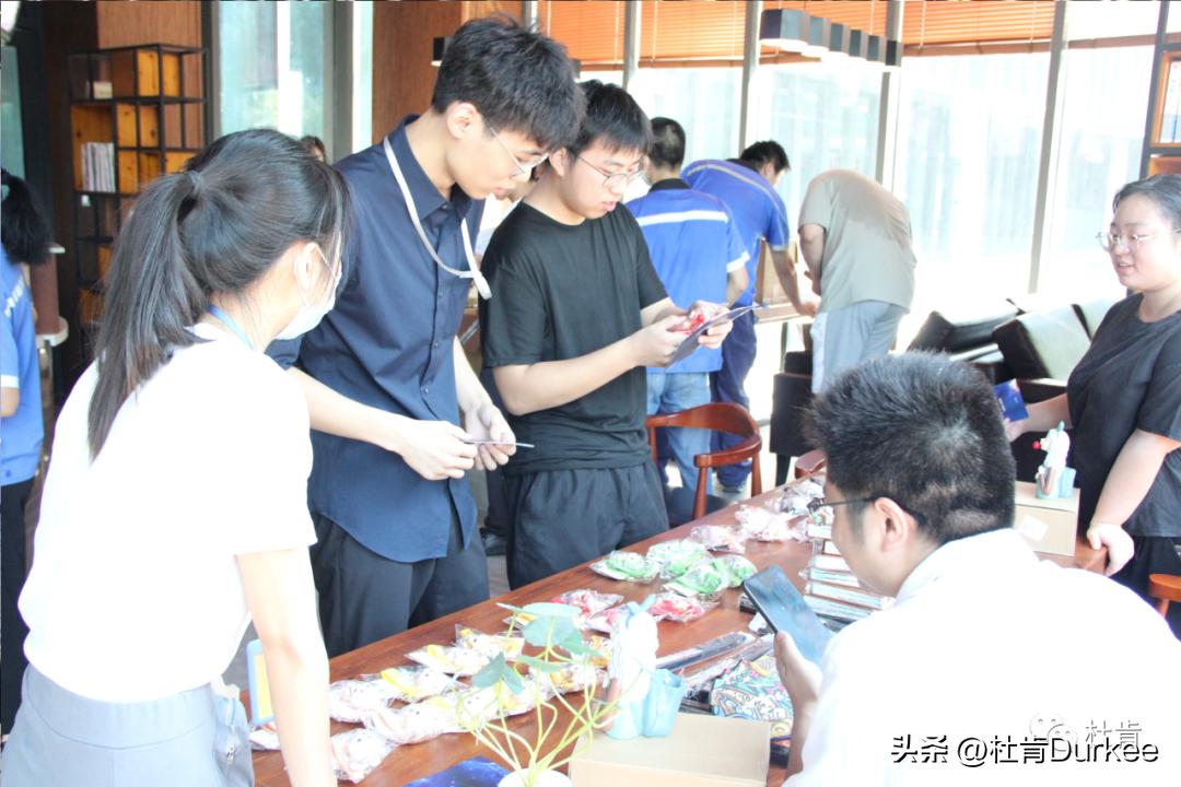 2022年新年贺词踔厉奋发笃行不怠,踔厉奋发2022贺词