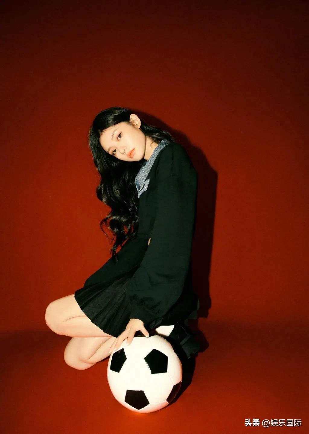 林允穿吊带裙好看吗,林允穿芭蕾裙图片