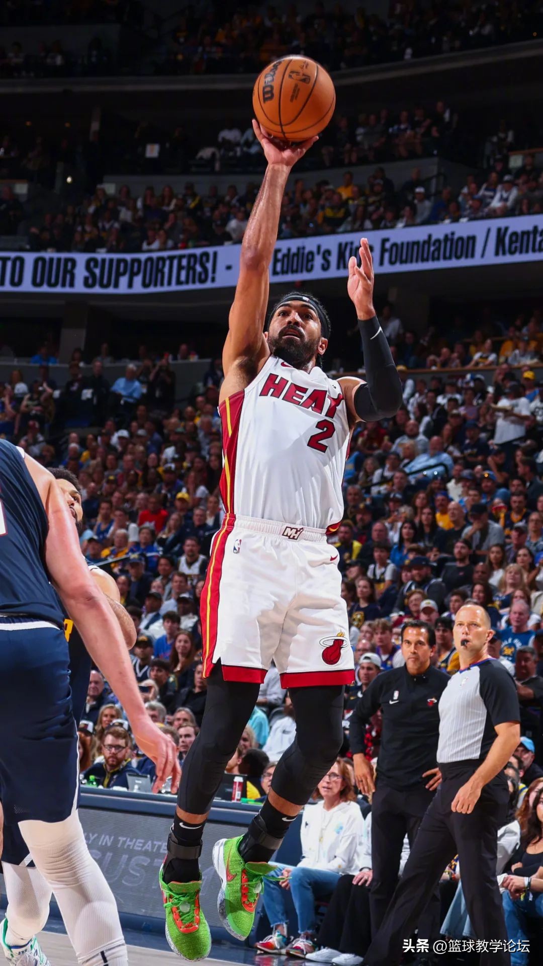 1比1平！总决赛15分超级逆转！约基奇41+11没顶住巴特勒