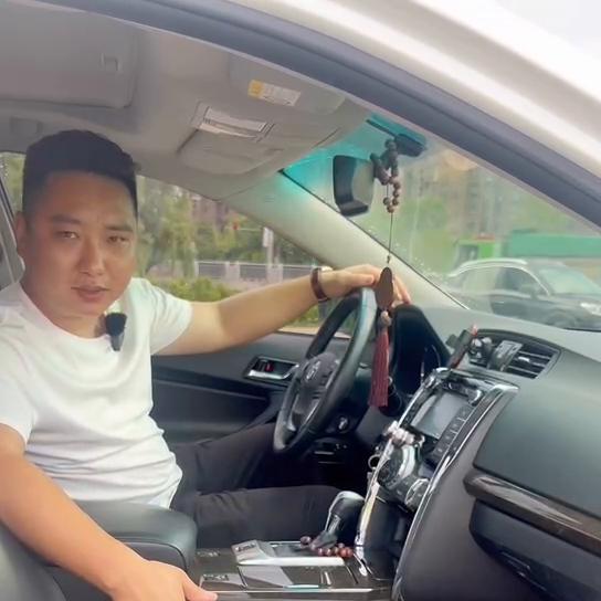 新到11年丰田锐志,2016年顶配丰田锐志后驱2.5v自吸