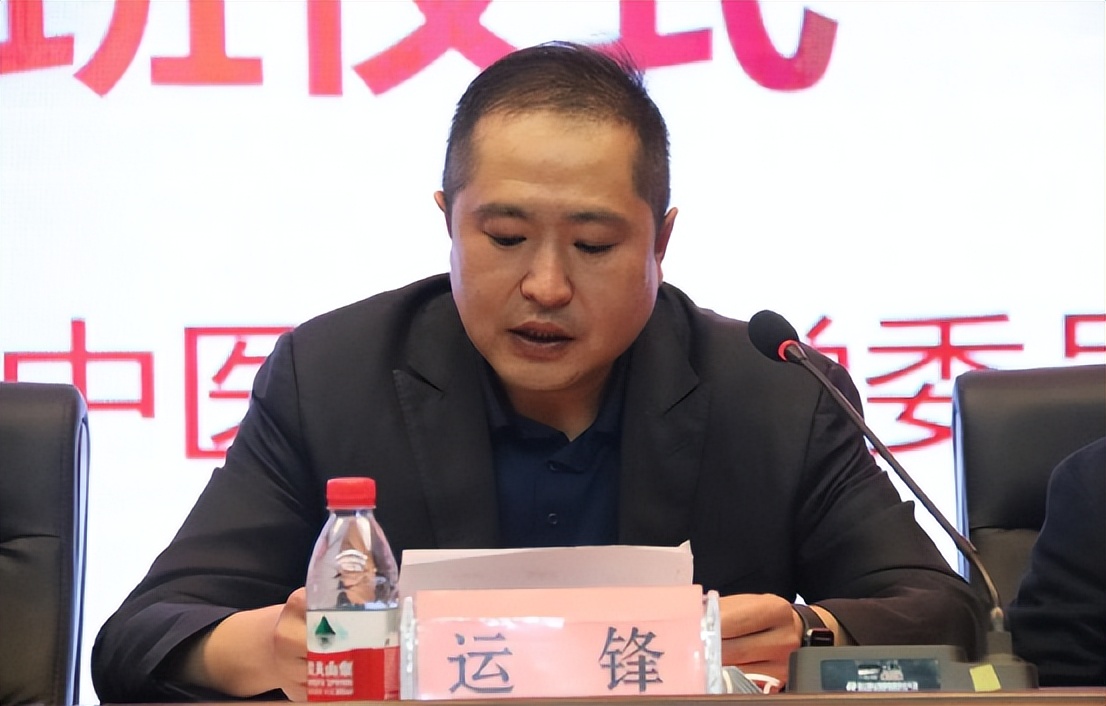 龙中医举办2021年度“青马工程”大学生骨干培训班结业仪式