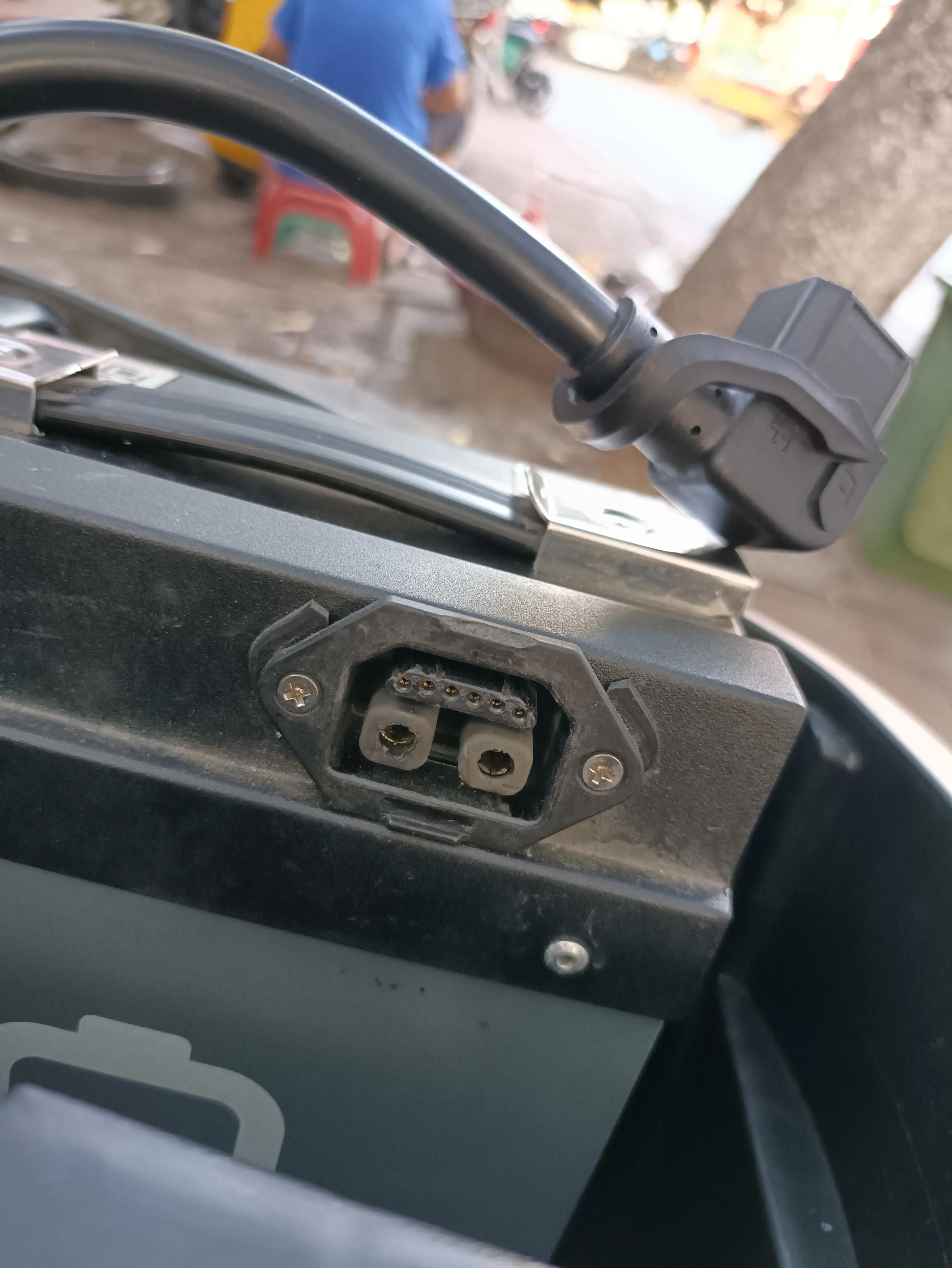 这是一双美团跑腿?