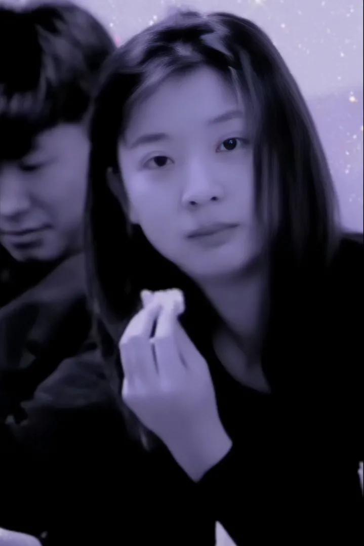 女人爱你的表现与细节,从一些细节能看出她爱你吗