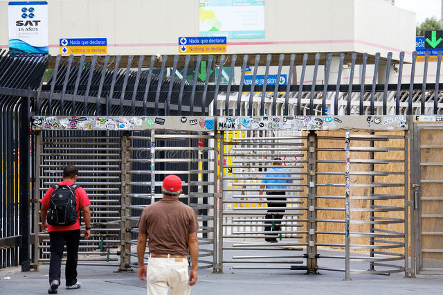 一个普通民众，听从黑中介移民美国的自述，听完真是让人胆战心惊