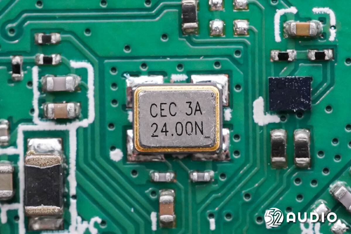 索尼srs-xb01便携式无线蓝牙音箱,索尼srsxb13和xb100哪个好