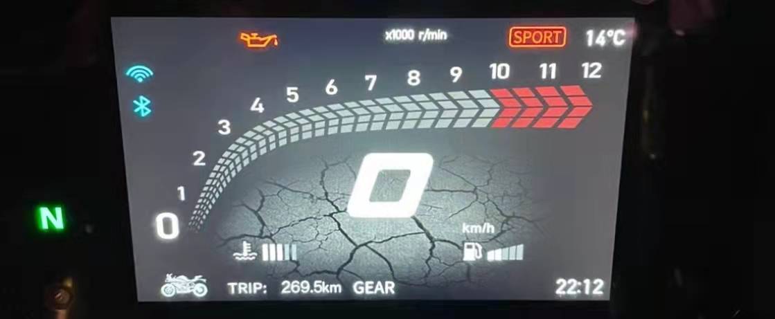 无极250rr竞技版23款如何区别,无极250rr仿赛