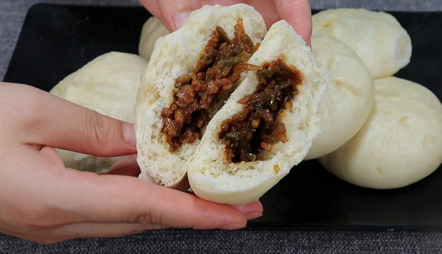 蒸包子，直接上锅蒸是大错，包子店老板教你诀窍，松软好吃不塌陷