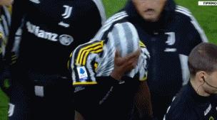 博格巴伤退曼联,博格巴坦承正度过最艰难时期