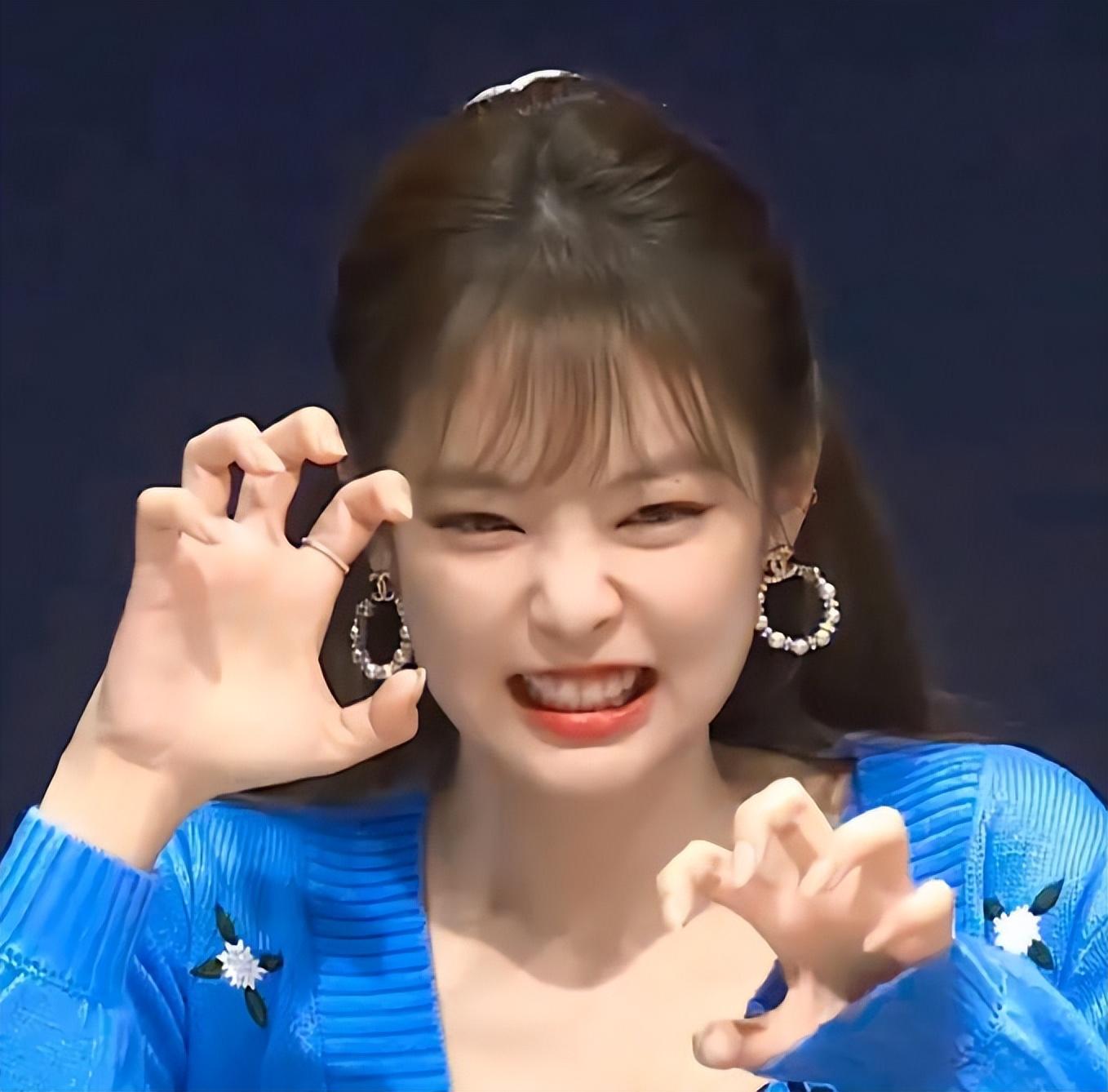 jennie韩国女穿搭,韩国女星jennie穿搭