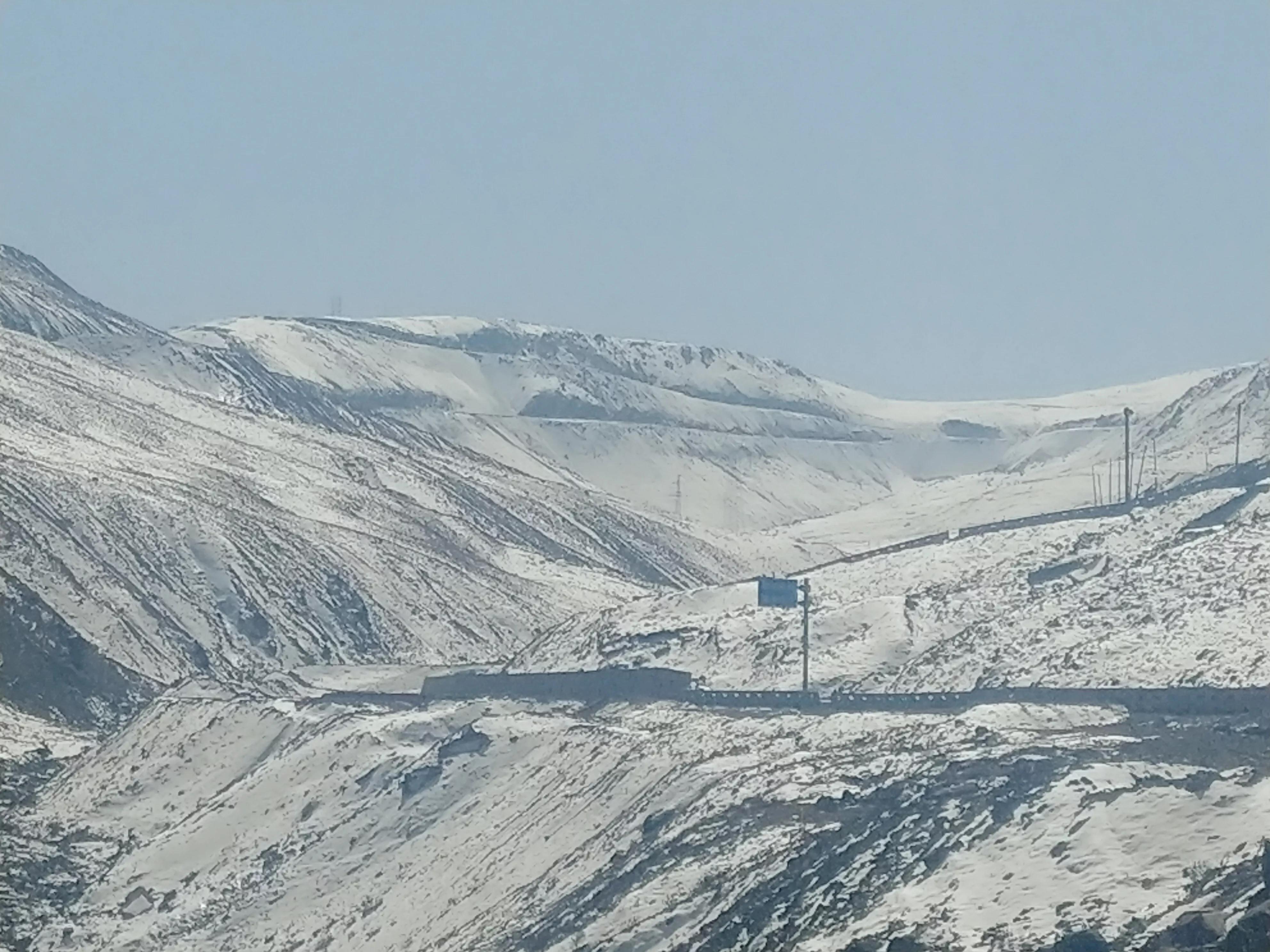 从甘肃翻越祁连山到青海,从肃北到青海沿途风景