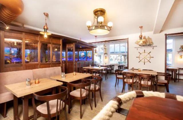 老板待我亲如兄弟，我却迷恋上老板娘，现在我后悔莫及（2）