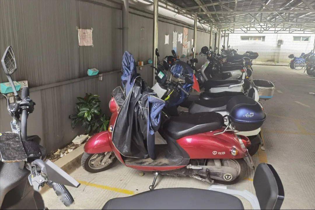 电动车怎么充电才能使电池更耐用,电动车如何提高锂电池寿命