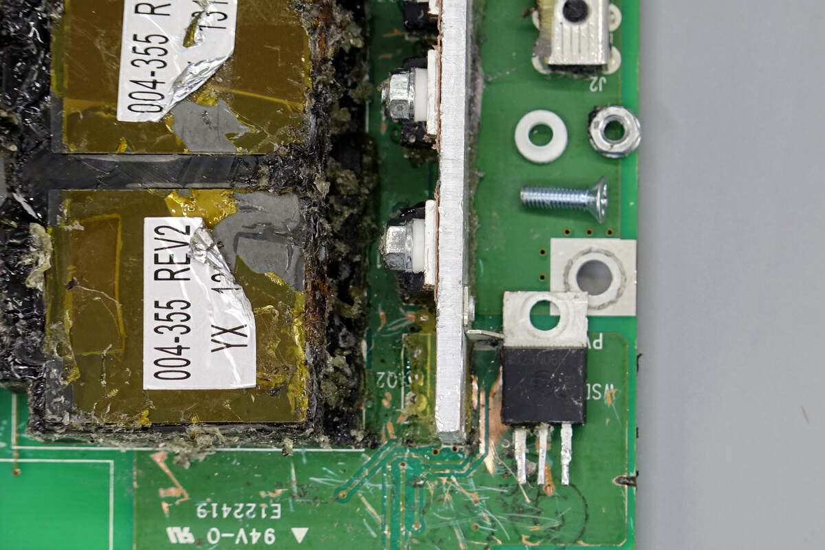 昱能光伏逆变器,昱能逆变器拆解