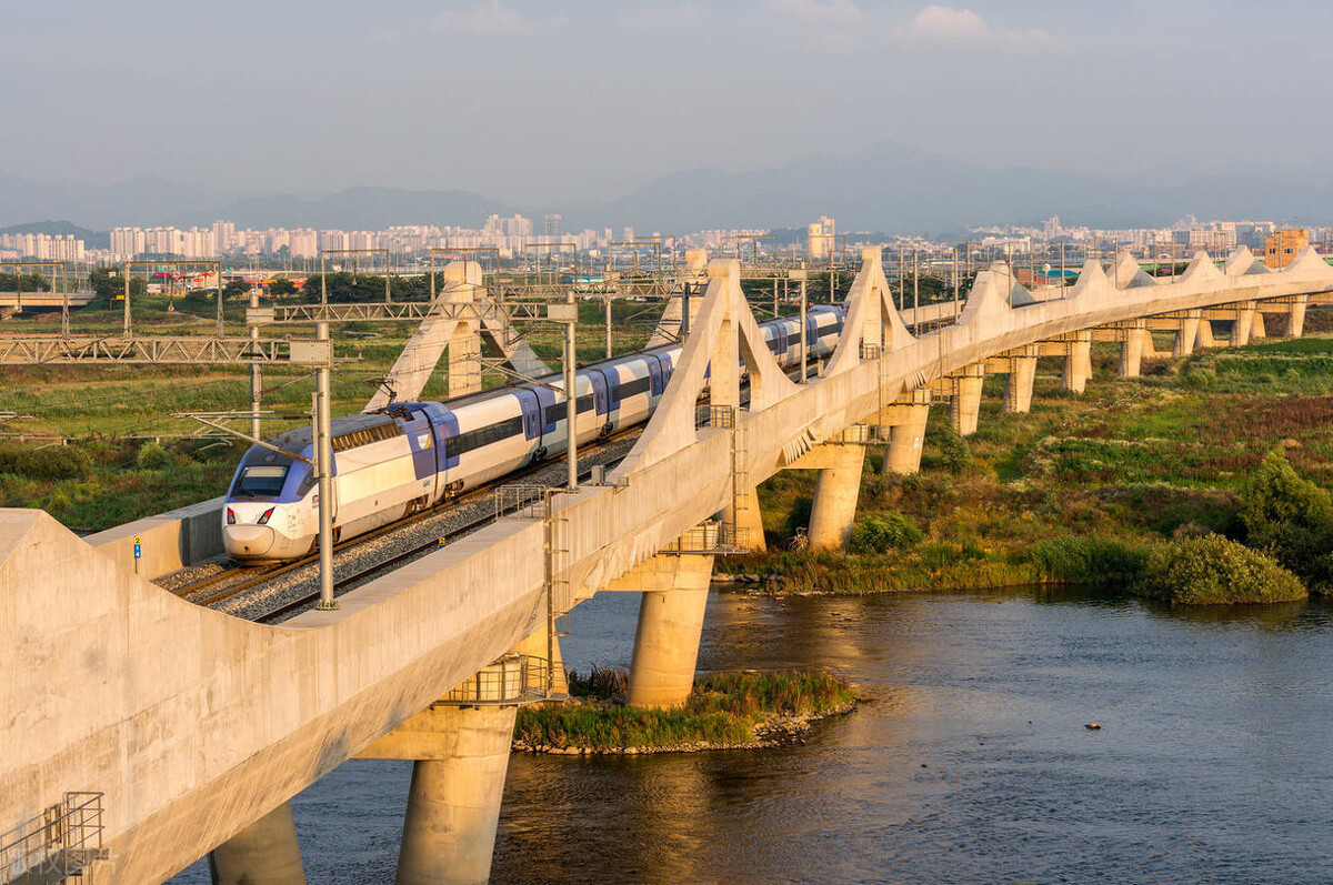 韩国现在平均多少钱能买一套房,韩国家庭8.9年收入才能买房