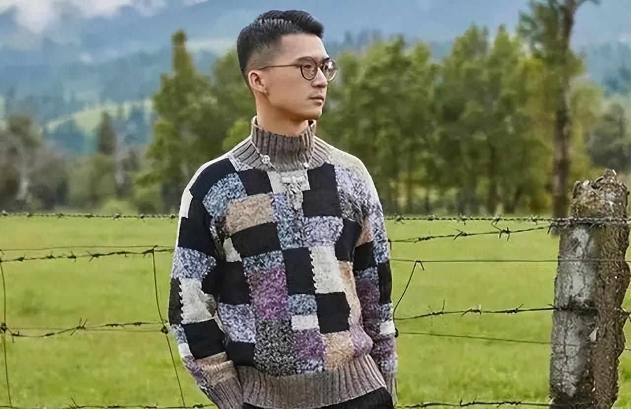 潘锐彬：全网最火织男，两登央视，一件毛衣卖8990，年入500万