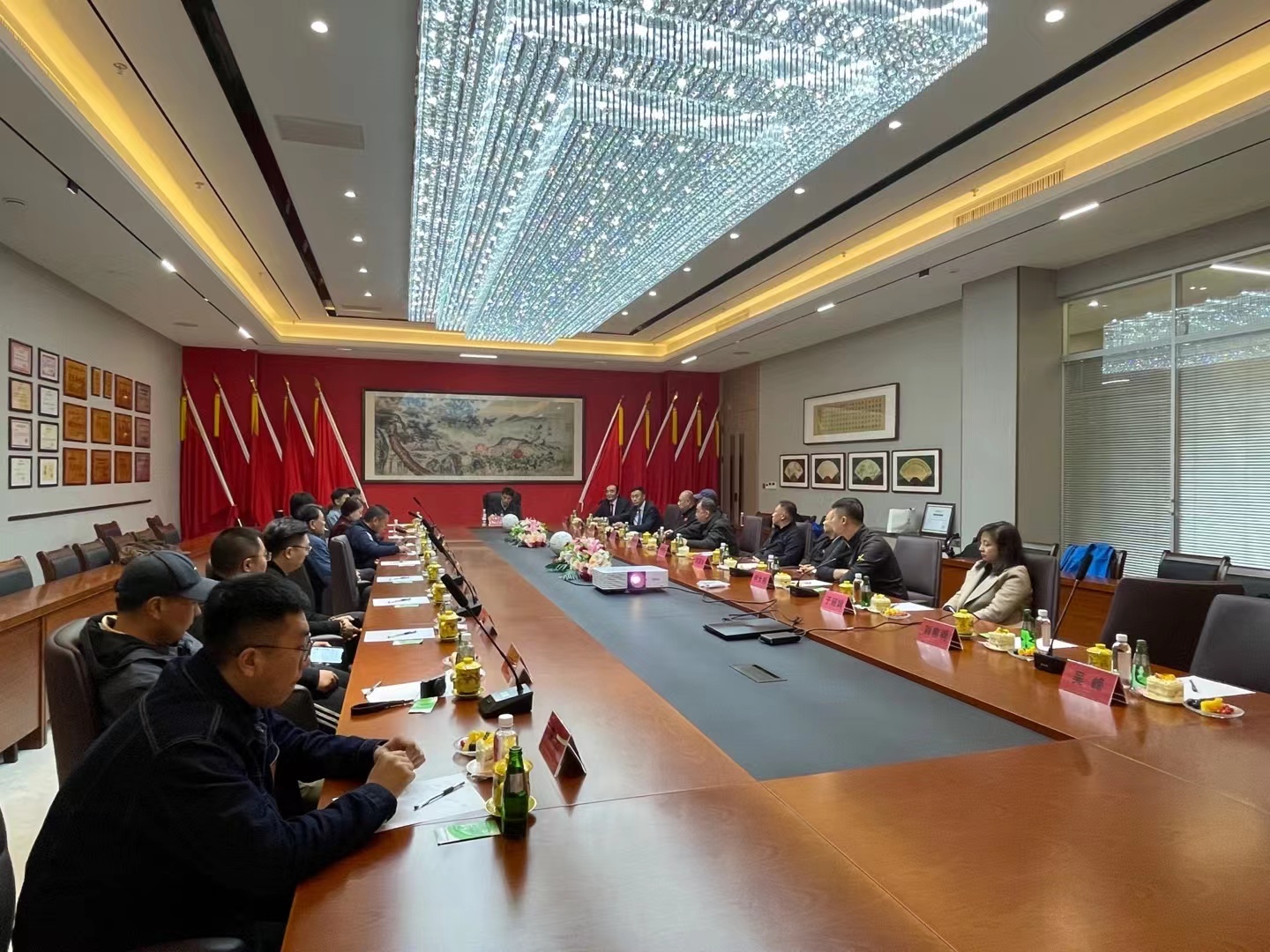 十冠王荣耀加冕，英雄路永不止步——纪念辽宁足球队夺取亚俱杯冠军33周年座谈会