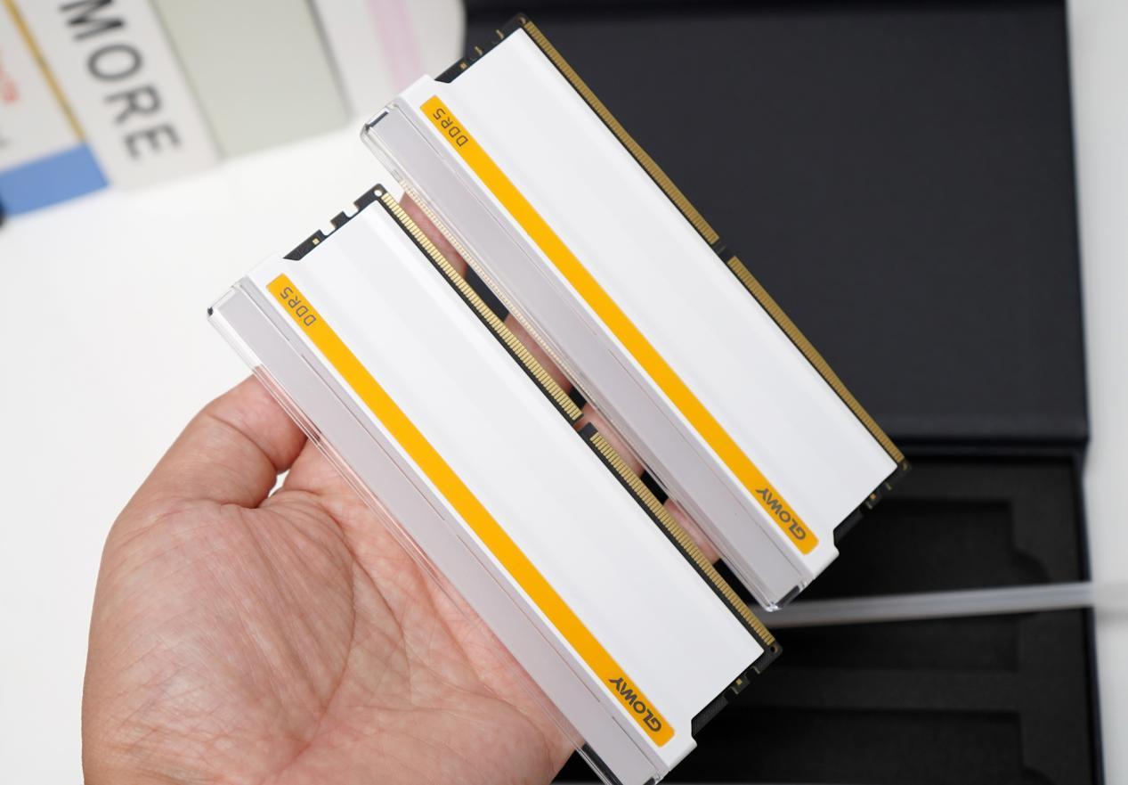 光威神策DDR5-640016Gx2内存评测：价格亲民，配海力士A-Die颗粒