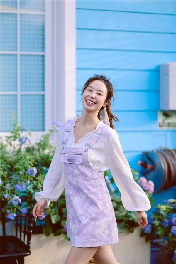 毕业季怎样拍出更美的自己?交给这三款青春专微准没错