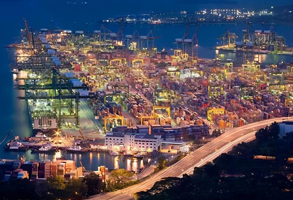 新加坡小国崛起的原因,新加坡是怎么成为发达国家的