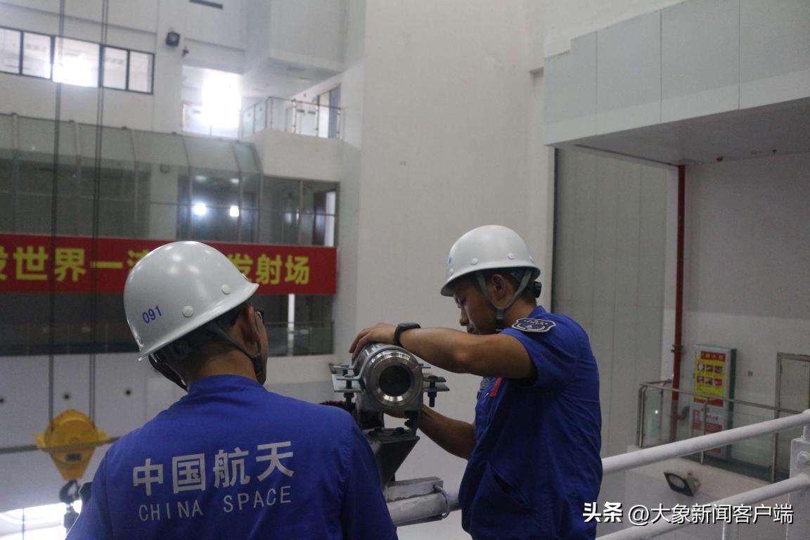象·面孔丨天舟五号通信系统的“排头兵”:他们是发射场的“千里眼”和“顺风耳”