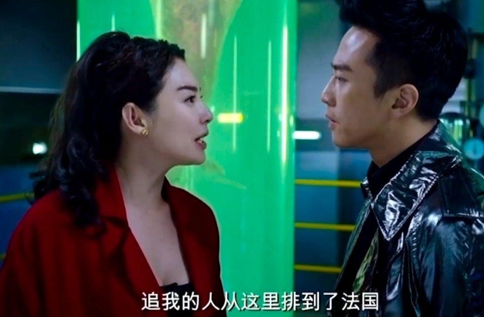 何赛飞嫁给老公的原因,何赛飞与妹妹同台十年演夫妻