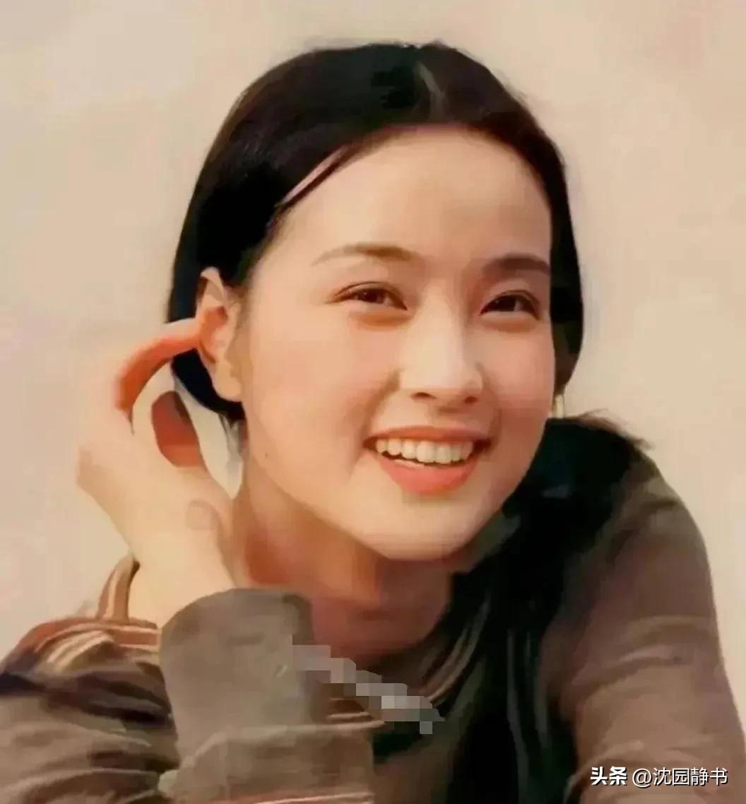 长得貌美如花演技不温不火女星,女明星惊艳时光的盛世美颜