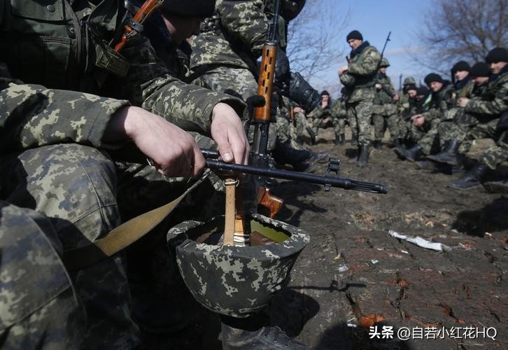 乌克兰用战术小队打法打击俄罗斯,乌克兰大纵深迂回战术