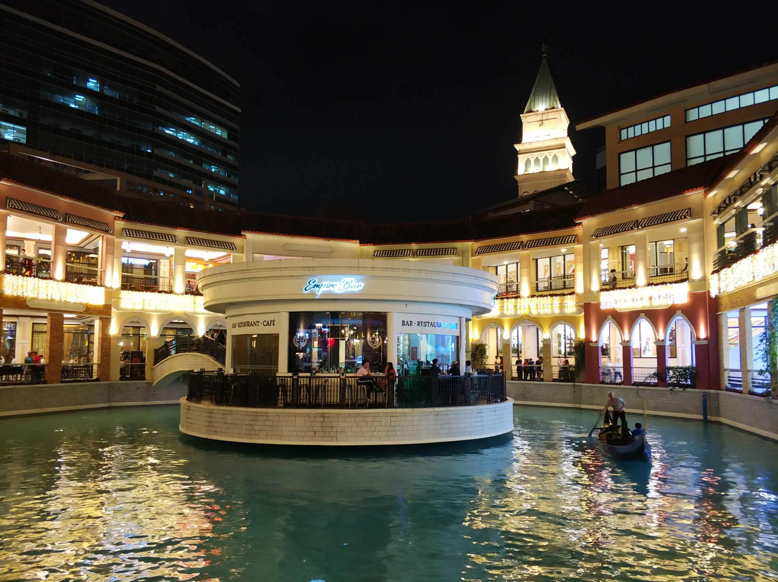 中国在校大学生创业弊大于利,在校学生创业利大于弊