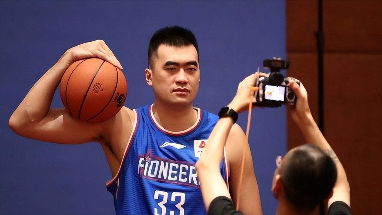 cba辽宁队中锋韩德君身高多少,cba现役十大中锋排名