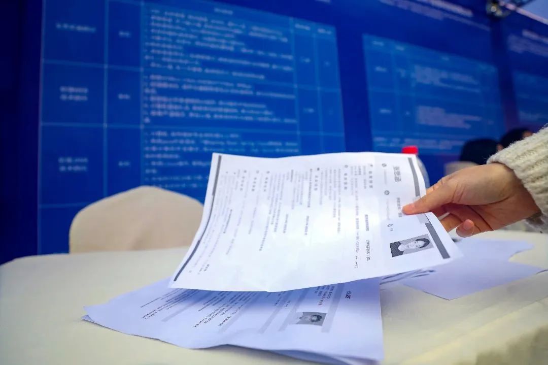 直播观看人数破千,观看人数破万的直播间