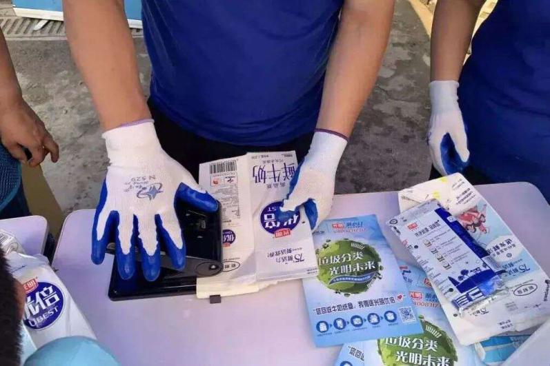 用空瓶子做滑板，盘点伊利、肯德基等15个消费品牌的低碳行为