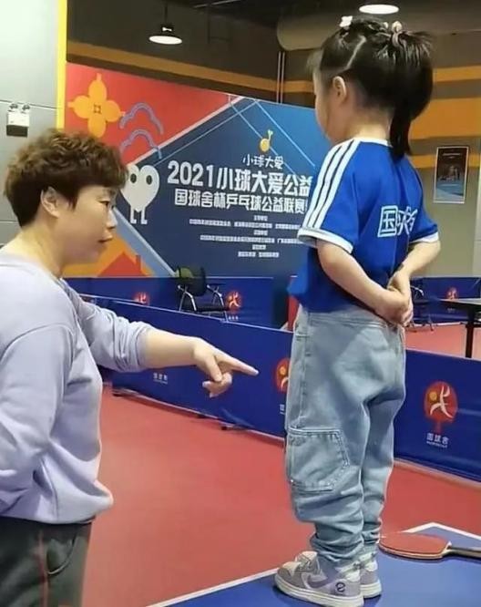 王楠患癌后丈夫的做法令网友泪目,王楠患癌12年