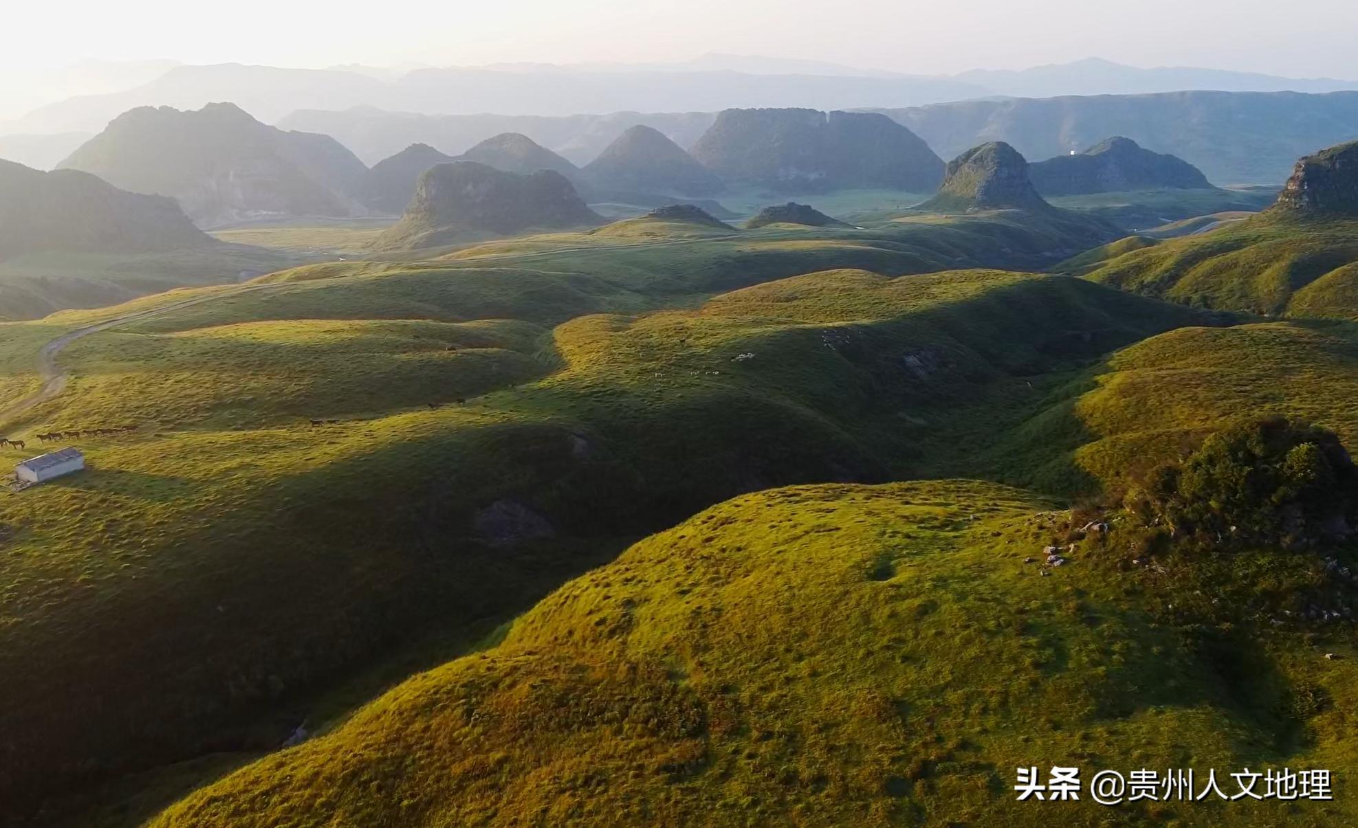贵州深山恶魔之眼洞,探险中国贵州恶魔之眼