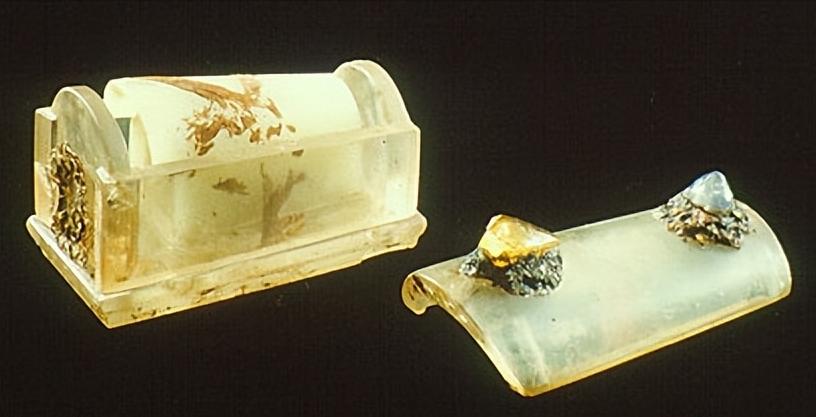 无瑕胜玉美至洁过冰清的意思,无瑕胜玉美