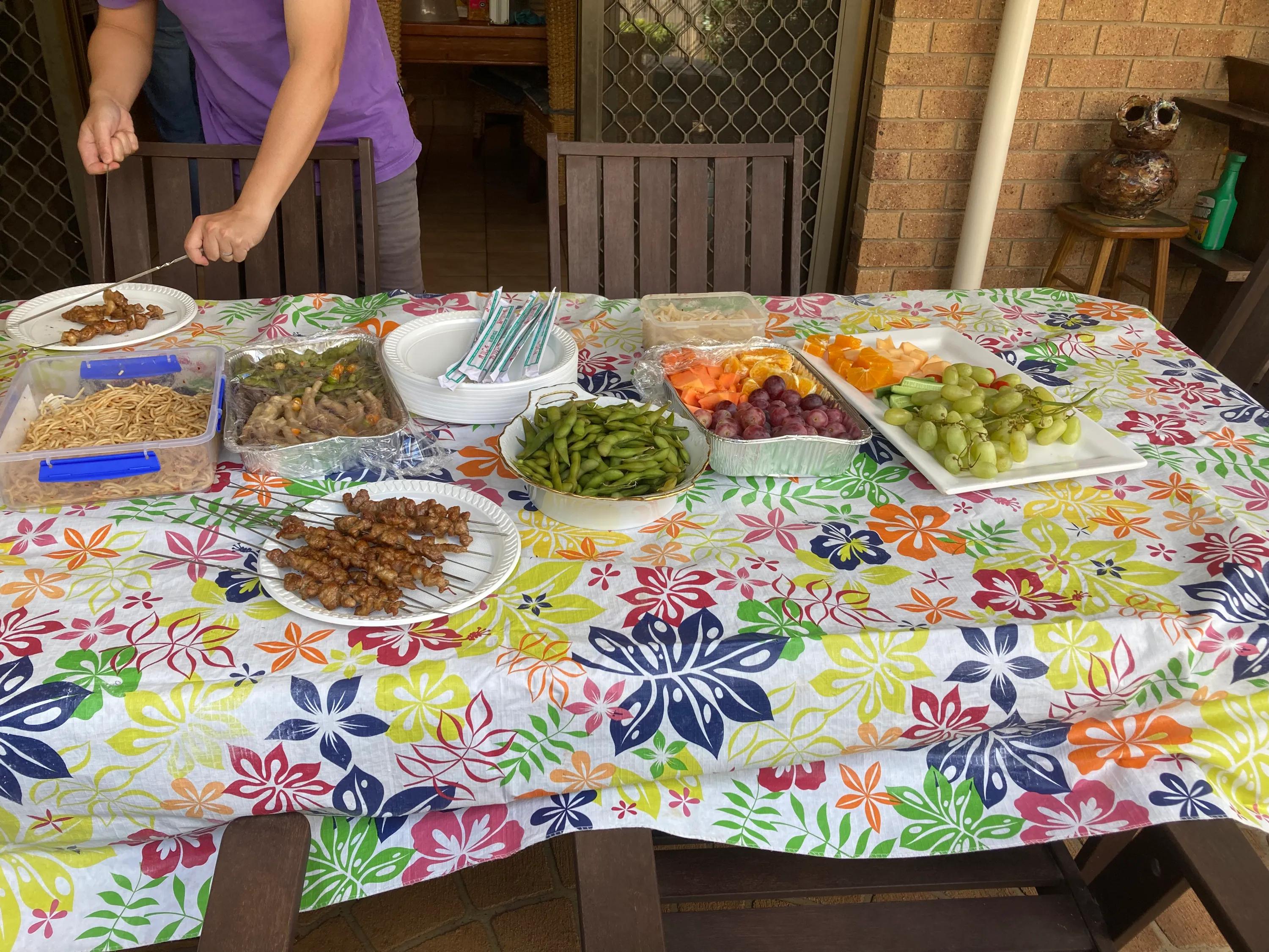 澳洲朋友回国送什么礼物,德国朋友聚会送什么