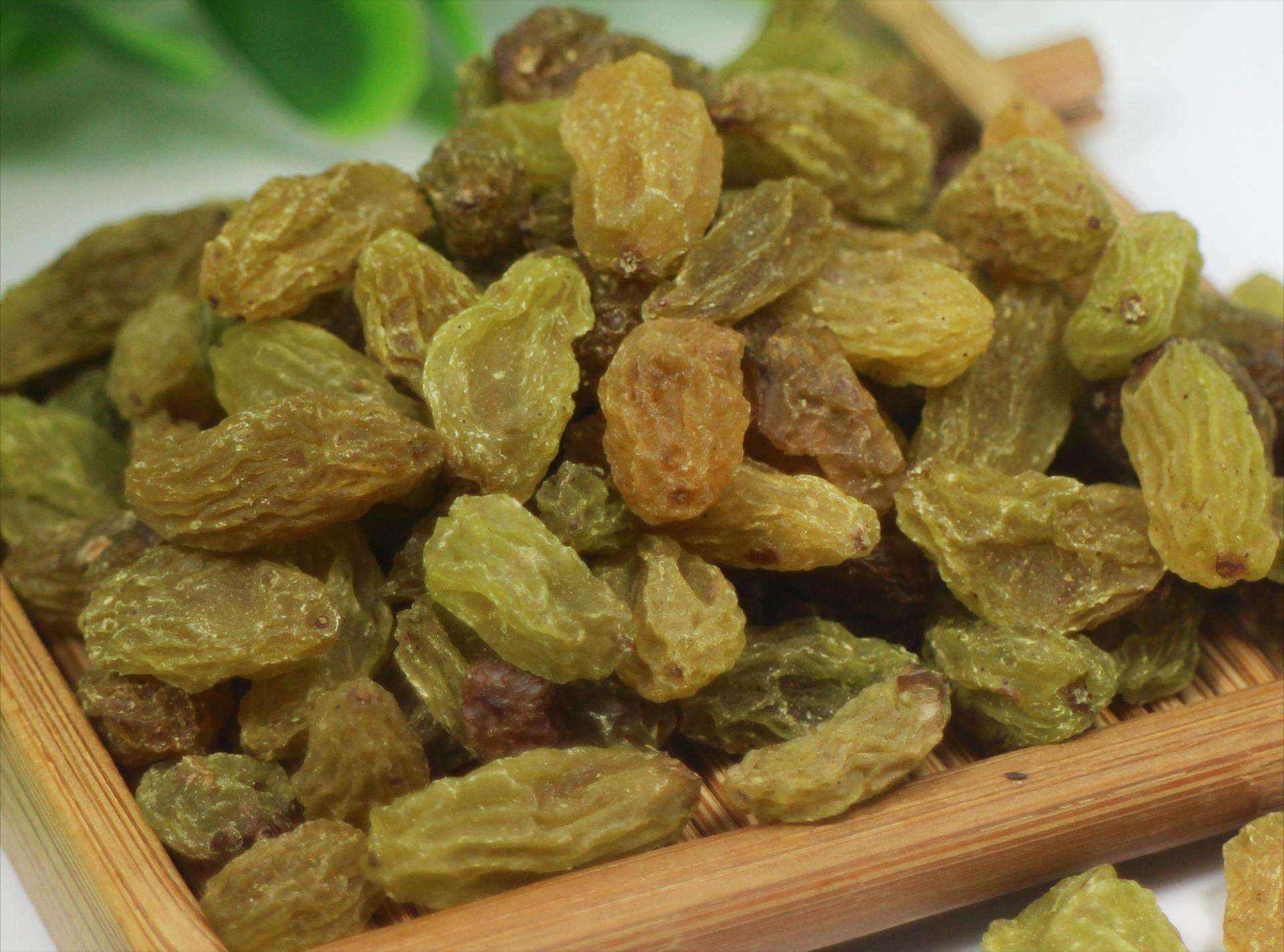 新疆水果中哪些水果最好吃最有名,两种新疆的特色水果