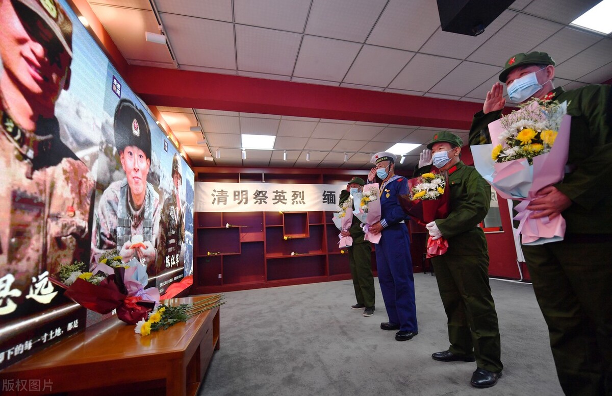 戍边英雄和一等功荣誉哪个高,授予卫国戍边英雄称号有什么待遇