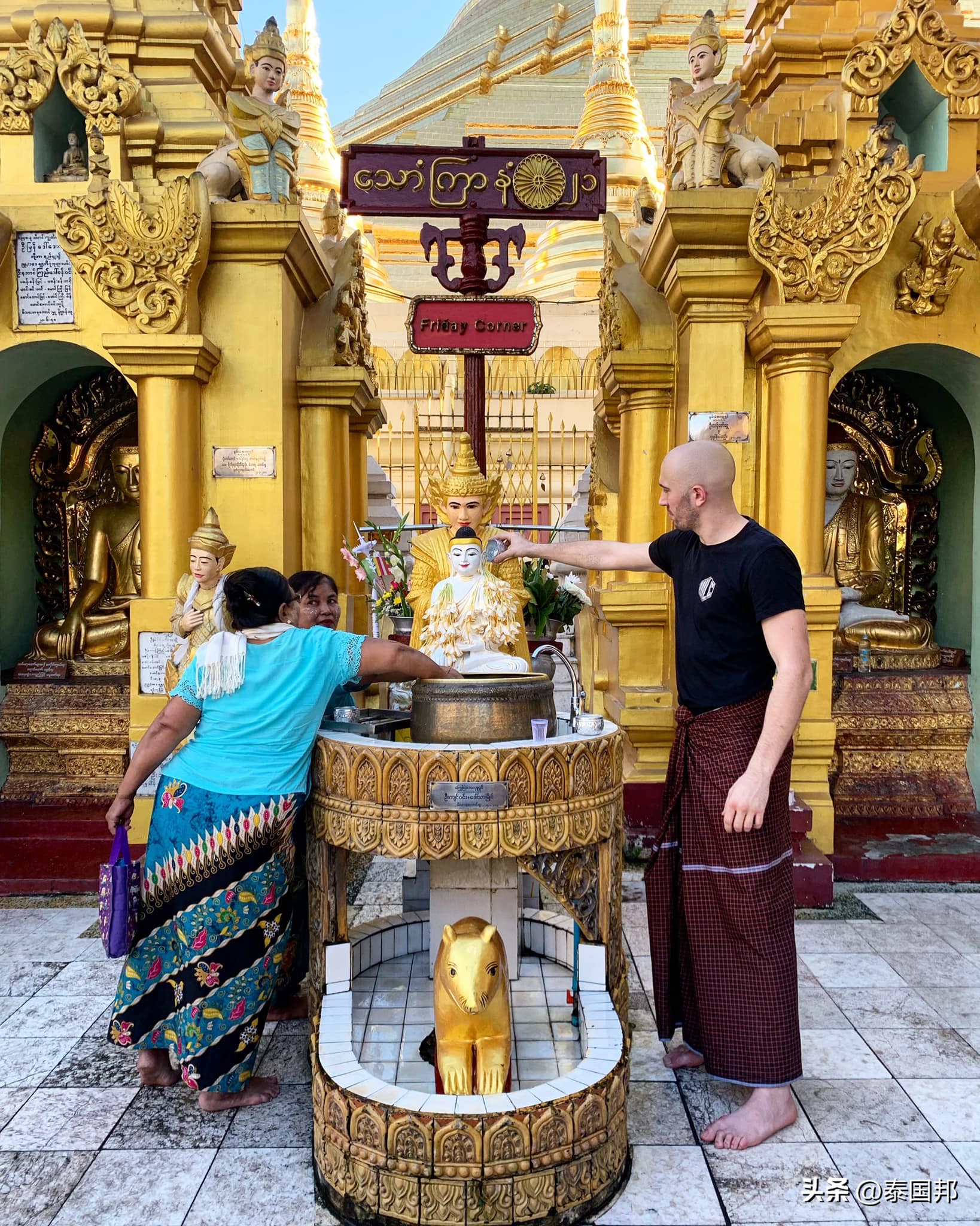 国际知名拳手羞辱泰拳，被泰国禁止入境！声称泰国人给他下毒