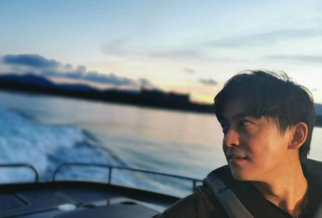 李佳航谈国足微博截图,李佳航足球言论