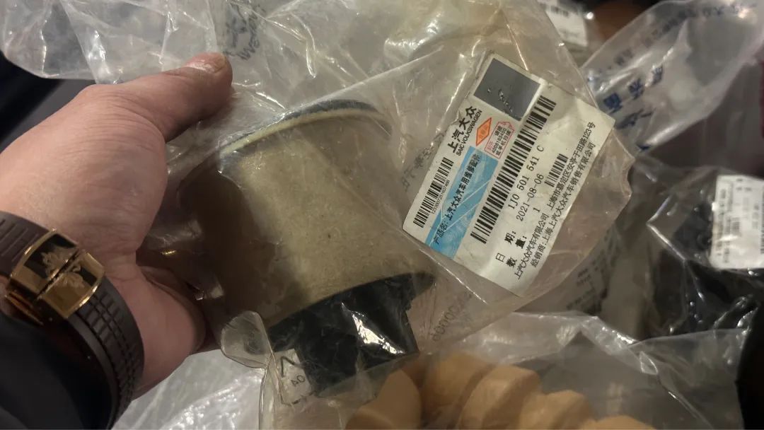 翻新高尔夫6代,帮老大爷改装