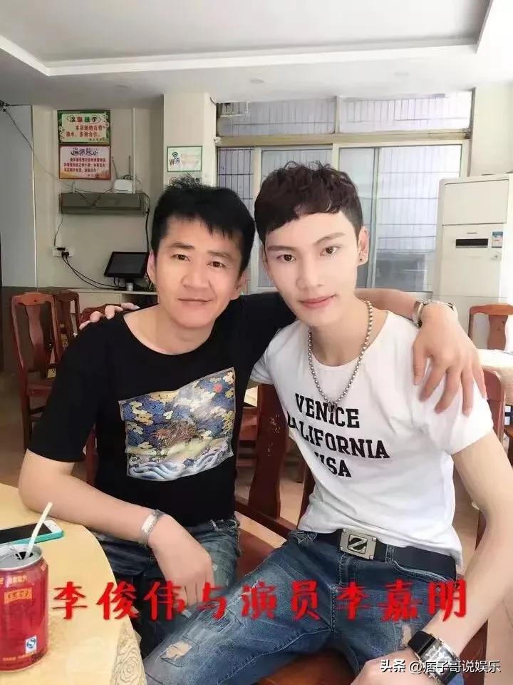 百万自媒体的春天，李嘉明宣传深大传媒，概念发起人布局律师体系