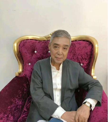 师胜杰追悼会女儿捧父亲遗像视频,师胜杰妻子宋艳现状