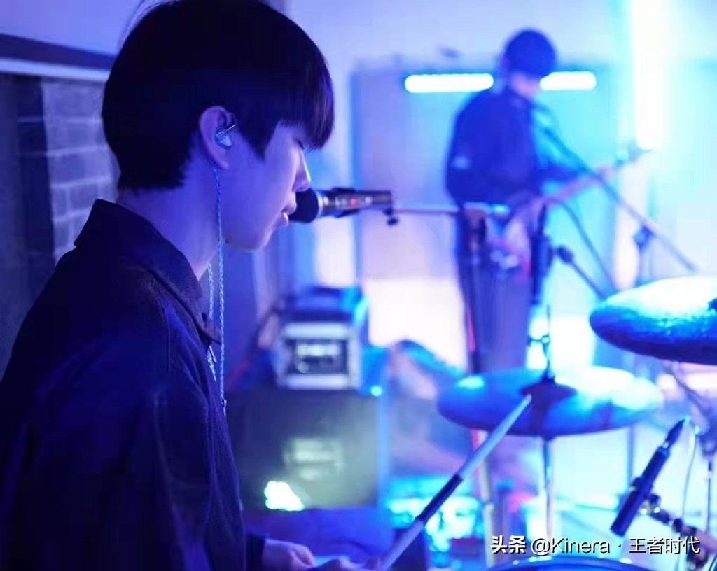 当HOO！乐队遇上KineraIDUN鎏金，他们就是天生一对