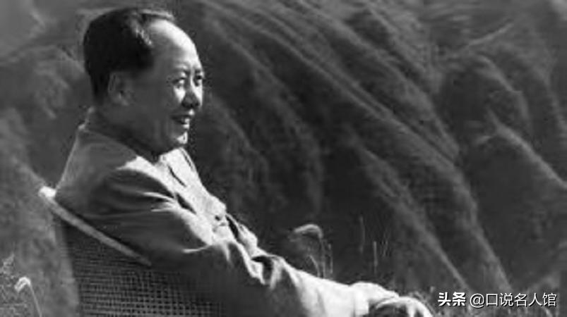 1976年，毛主席晚年看电影，10分钟不到便号啕大哭，被迫中止放映