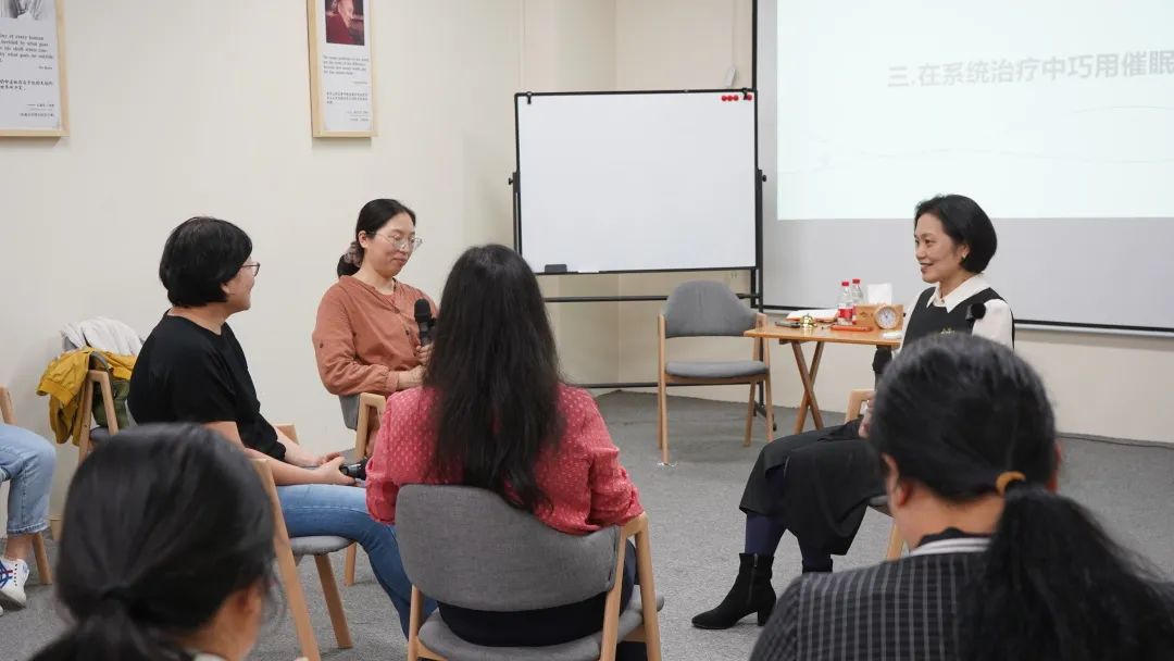 简讯的教程视频,简讯的用途是什么